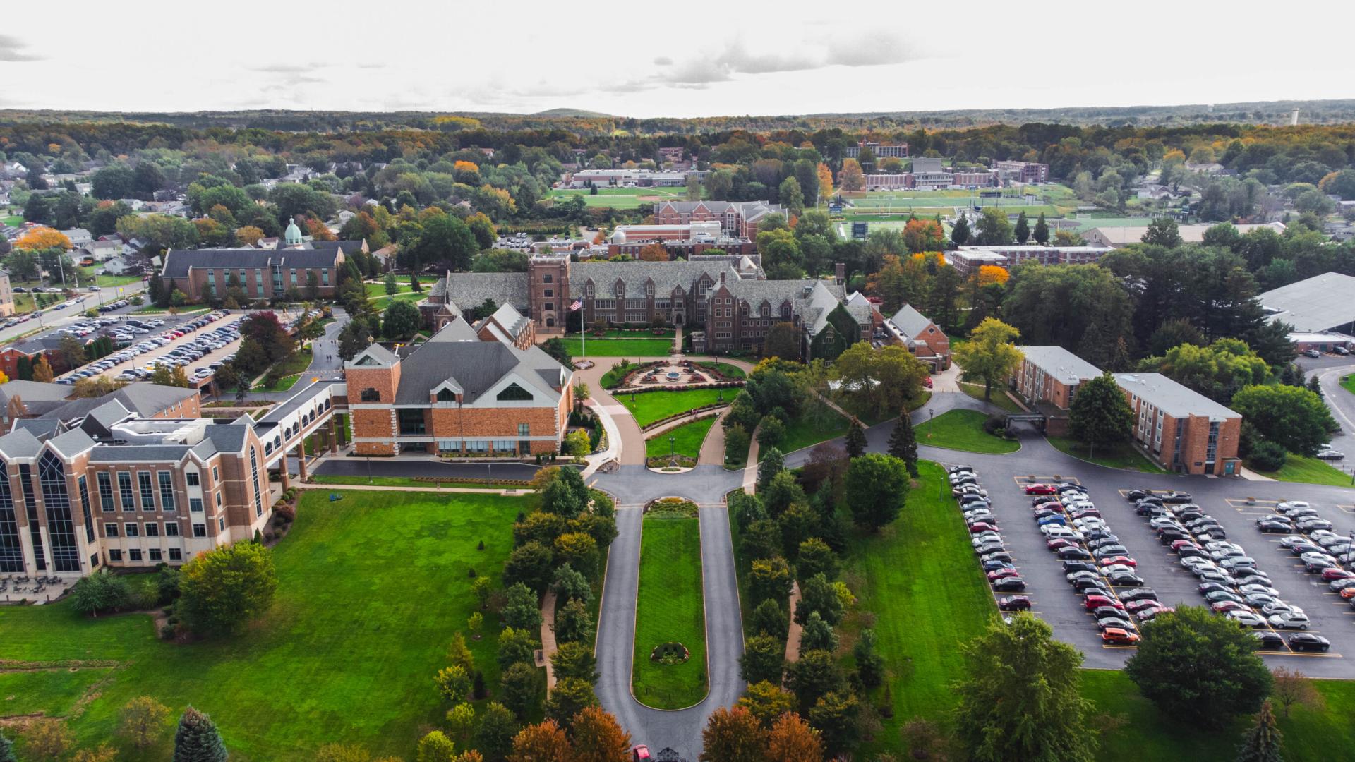 Aerial view of ϳԹ campus